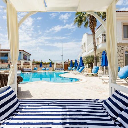 Alaroof Hotel Alacatı Bagian luar foto