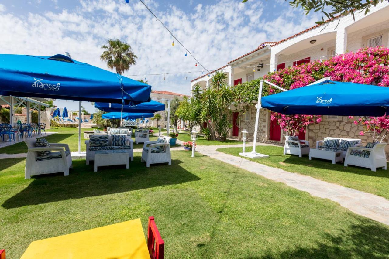 Alaroof Hotel Alacatı Bagian luar foto