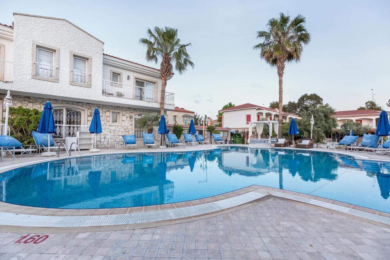 Alaroof Hotel Alacatı Bagian luar foto
