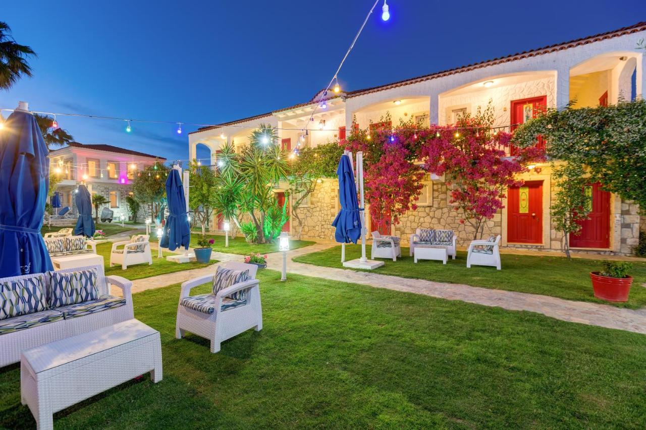 Alaroof Hotel Alacatı Bagian luar foto
