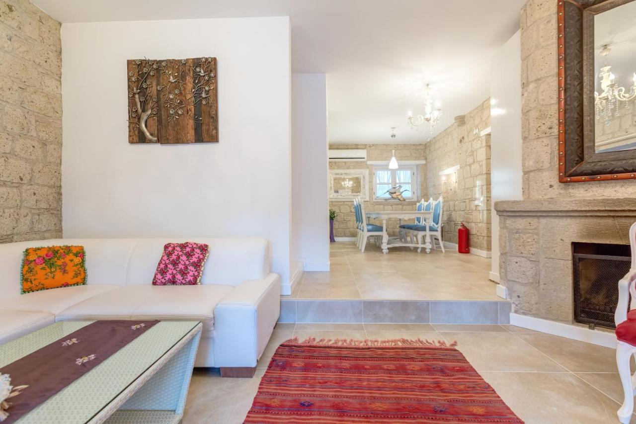 Alaroof Hotel Alacatı Bagian luar foto