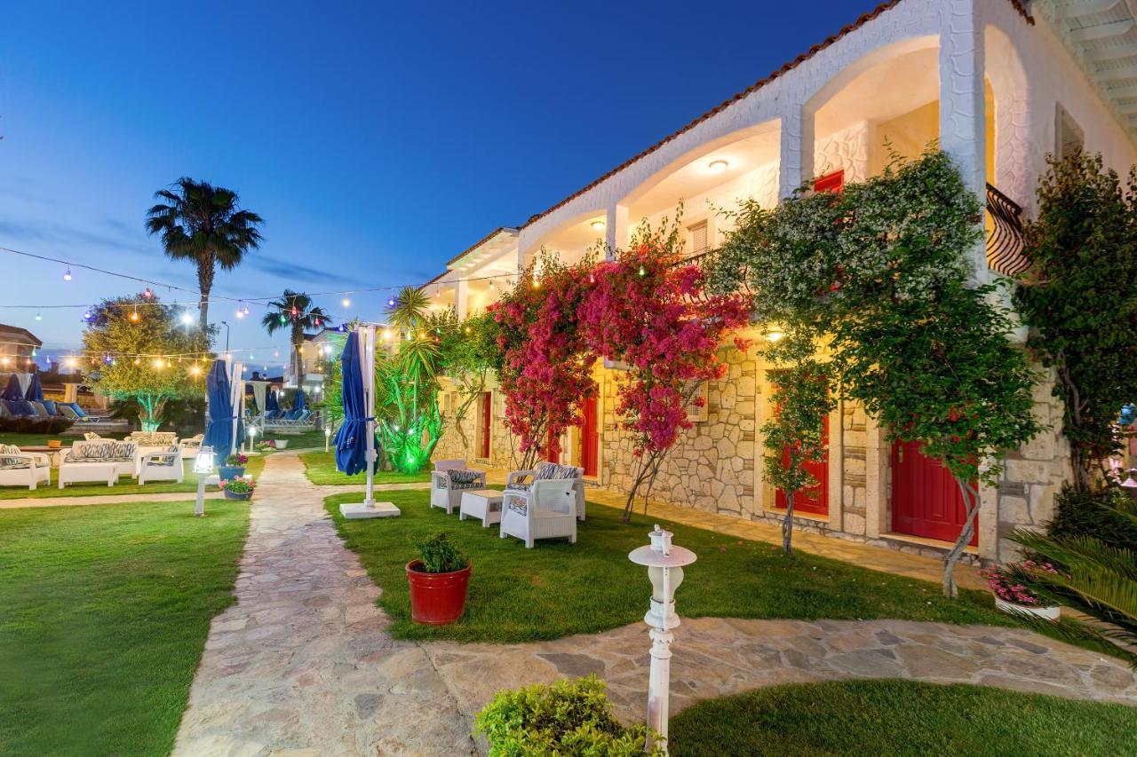 Alaroof Hotel Alacatı Bagian luar foto